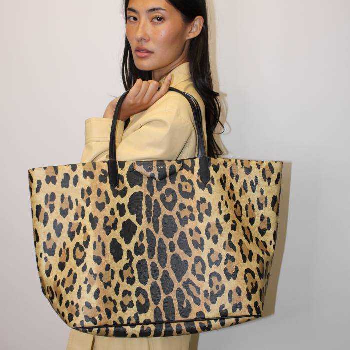 Sac cabas Antigona léopard Givenchy
