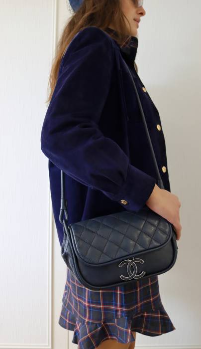 Dark blue Chanel bag Chanel