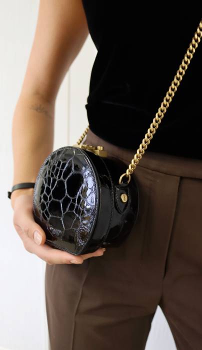 Round patent leather bag Yves Saint Laurent