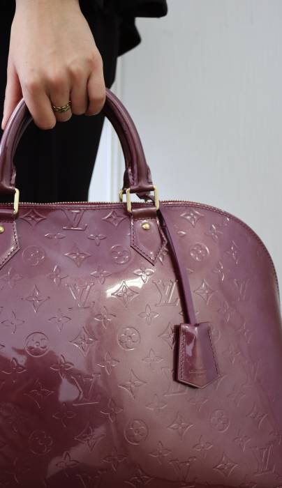 Grand sac Alma Louis Vuitton en cuir violet Louis Vuitton