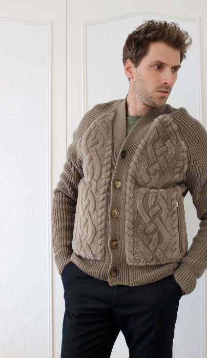 Strickjacke aus Wolle in Taupe Hermès