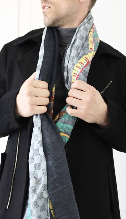 Louis Vuitton scarf in cotton and silk Louis Vuitton