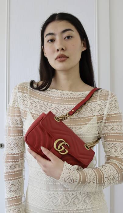 Kleine Gucci Marmont Tasche aus rotem Leder Gucci