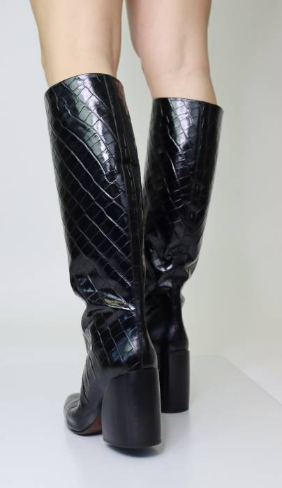Black crocodile embossed leather boots Chloé