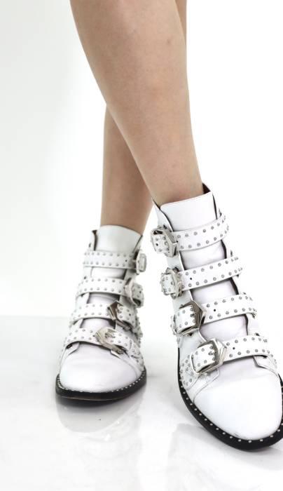 Stiefeletten aus weißem Leder mit Nieten Givenchy