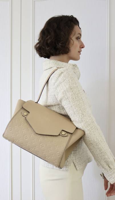 Louis Vuitton Trocadero Beige Empreinte Leather Handbag