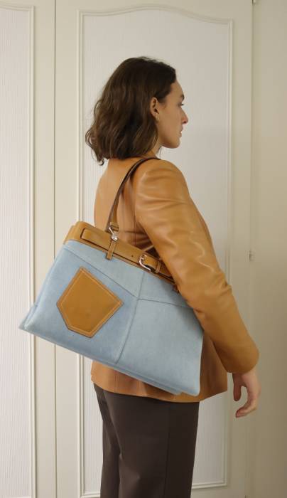 Patch Pocket Tote bag in blue and brown denim Dior