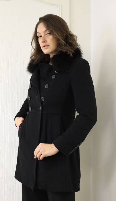Manteau noir avec col en fourrure Burberry