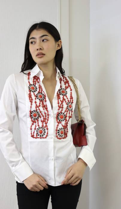Chemise en coton blanc avec perles rouges Valentino