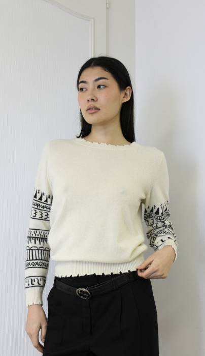 White cashmere sweater Kujten