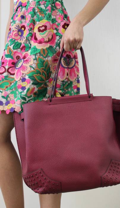 Wave purple bucket bag in hammered leather Tod's