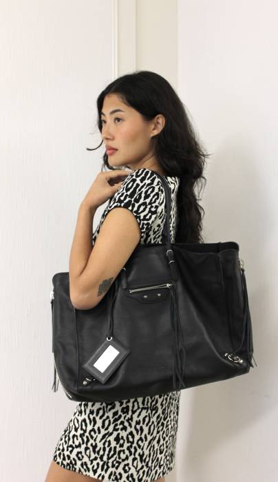 Sac Papier en cuir noir Balenciaga