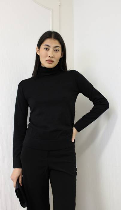 Black turtleneck in cotton and wool Chanel