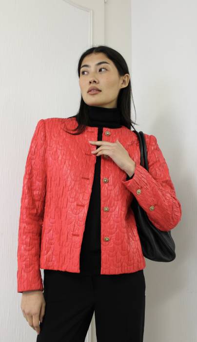 Veste courte rouge Chanel