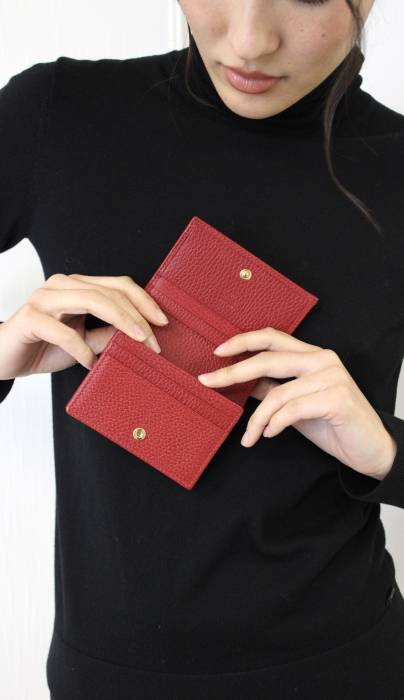 Porte-cartes GG Marmont en cuir rouge Gucci