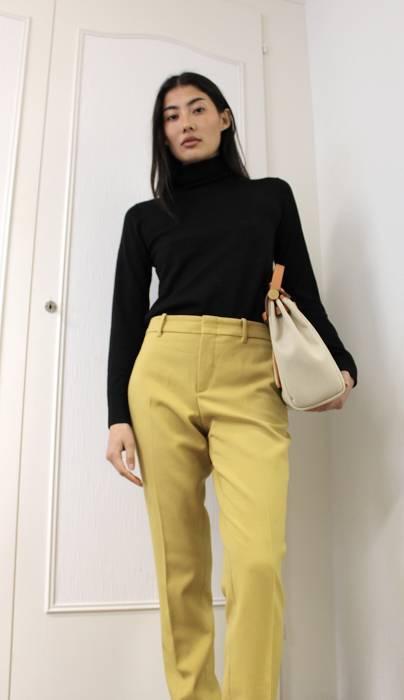 Pantalon à pinces jaune moutarde Gucci