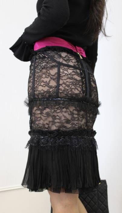 Mini-jupe en dentelle noire Louis Vuitton