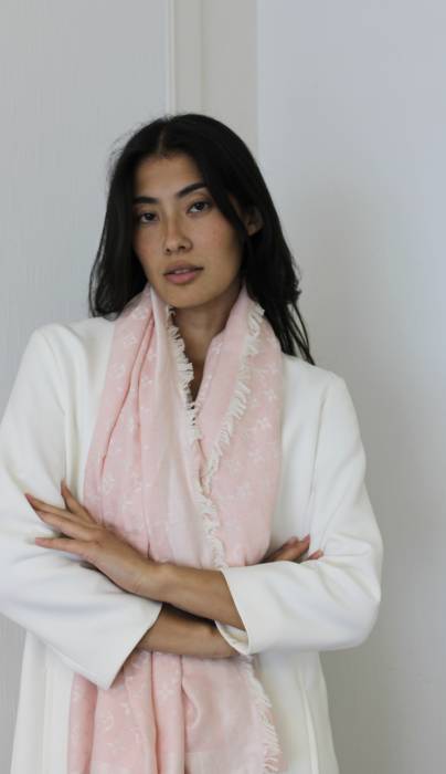 Monogramm-Schal in zartem Rosa aus Seide und Wolle Louis Vuitton