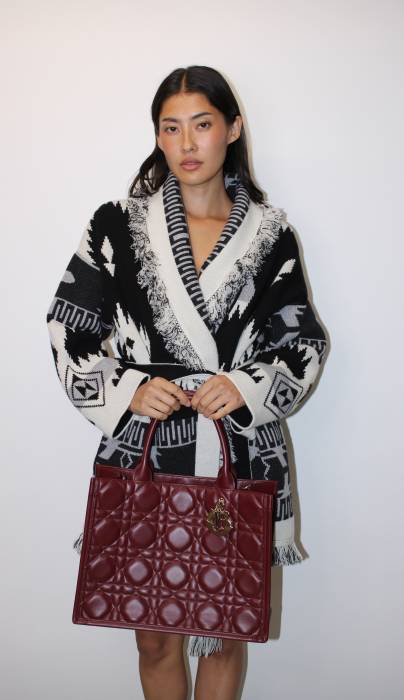 Sac Book Tote Medium bordeaux Dior
