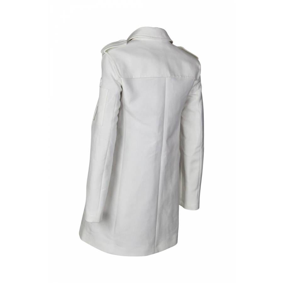 Weißer Mantel