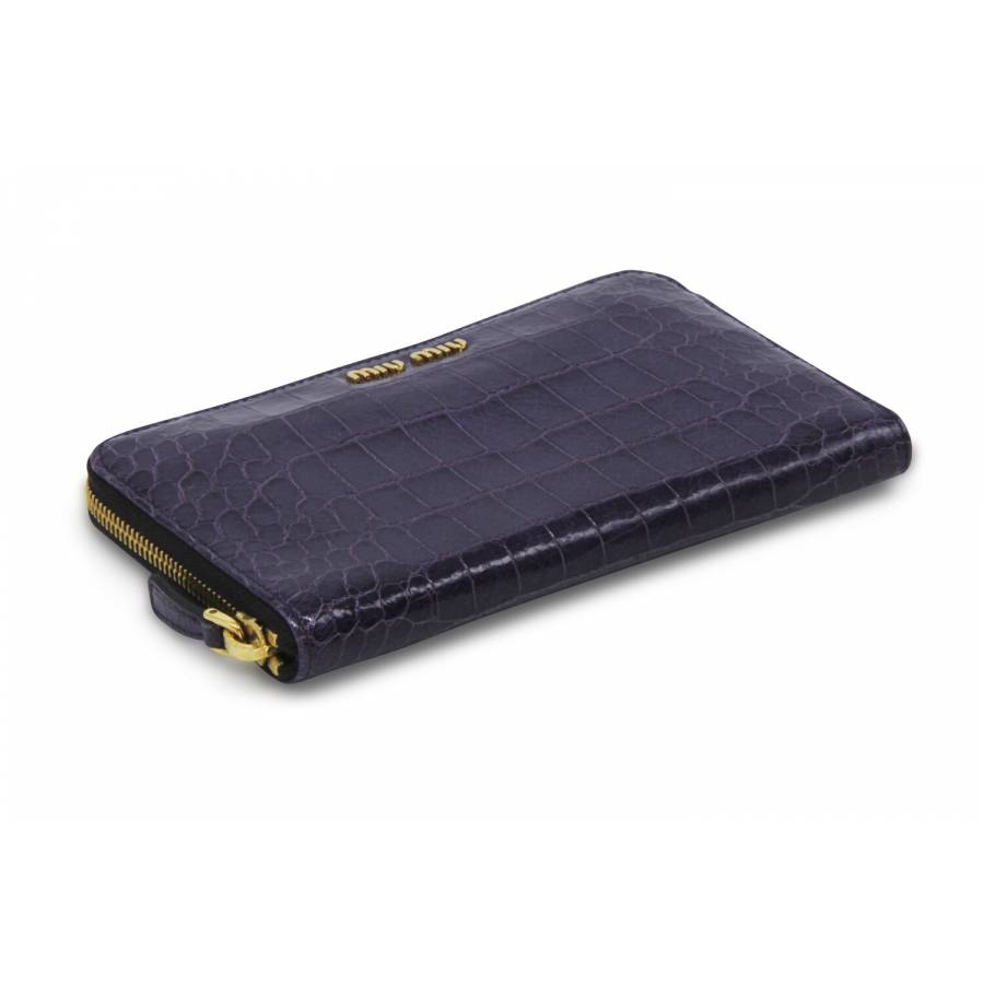 Croco embossed leather wallet