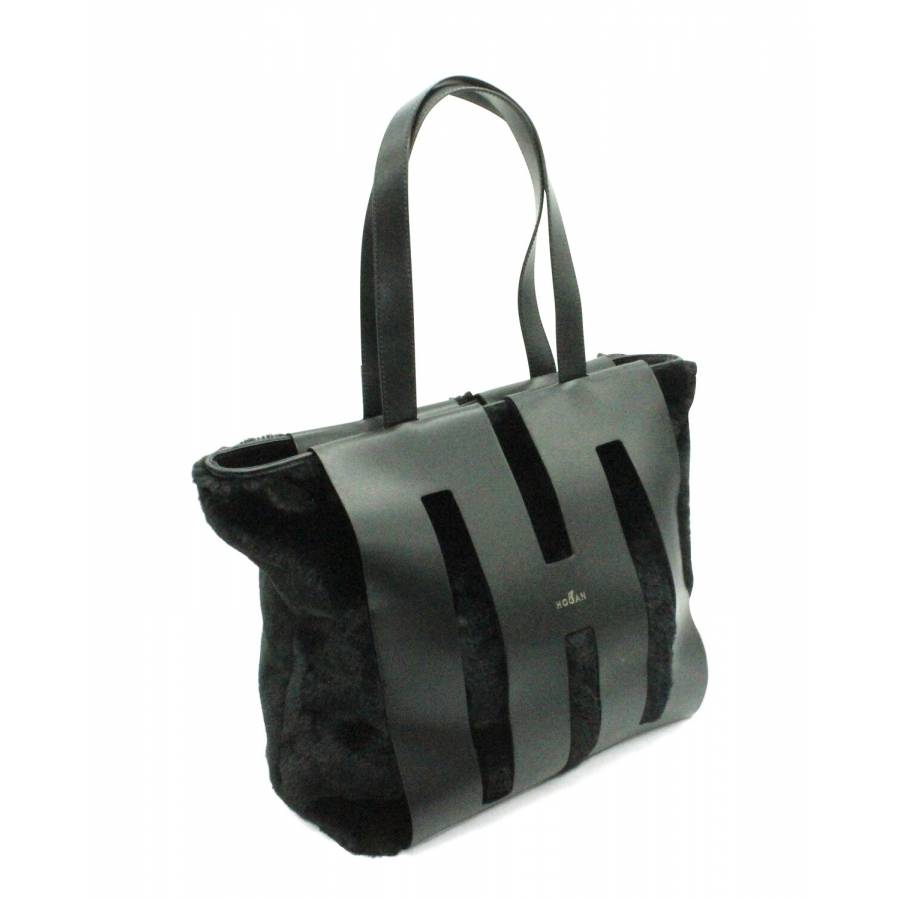 Leather and faux fur handbag