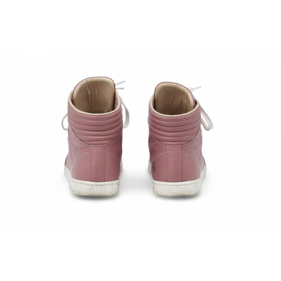 Rosa Leder-Sneakers