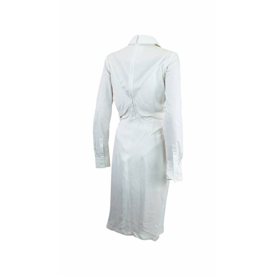 Kleid aus weißer Baumwolle