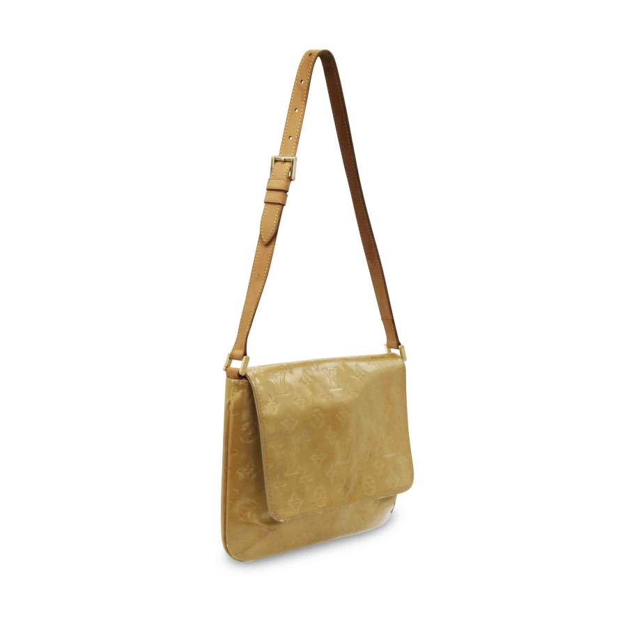Louis Vuitton beige shoulder bag