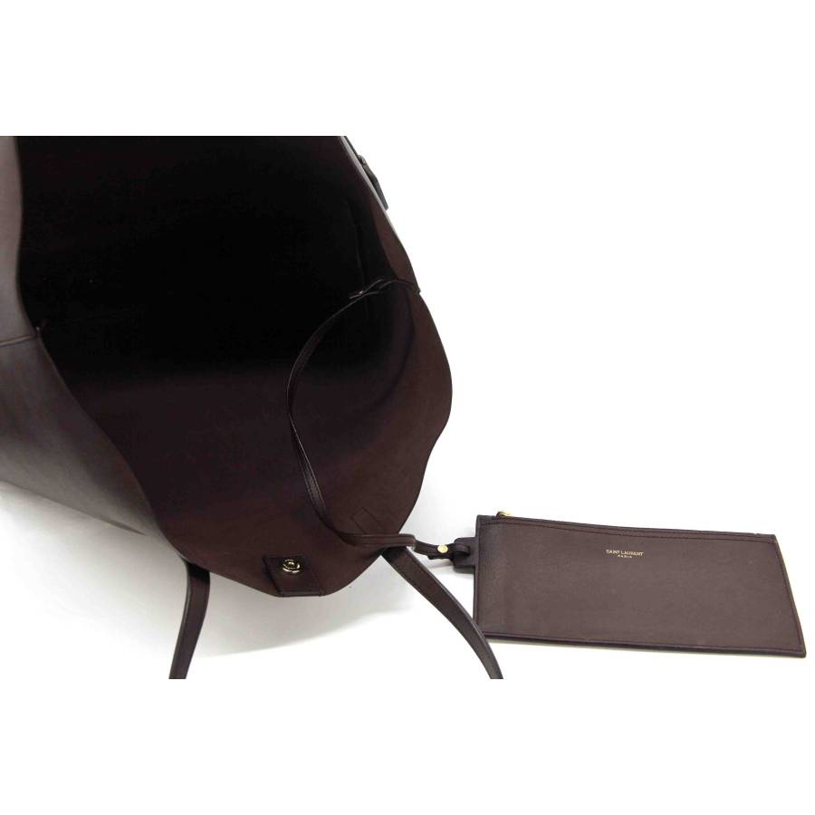 Leather handbag burgundy