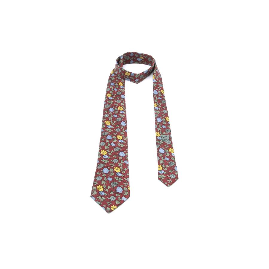 Cravate Hermès à fleurs