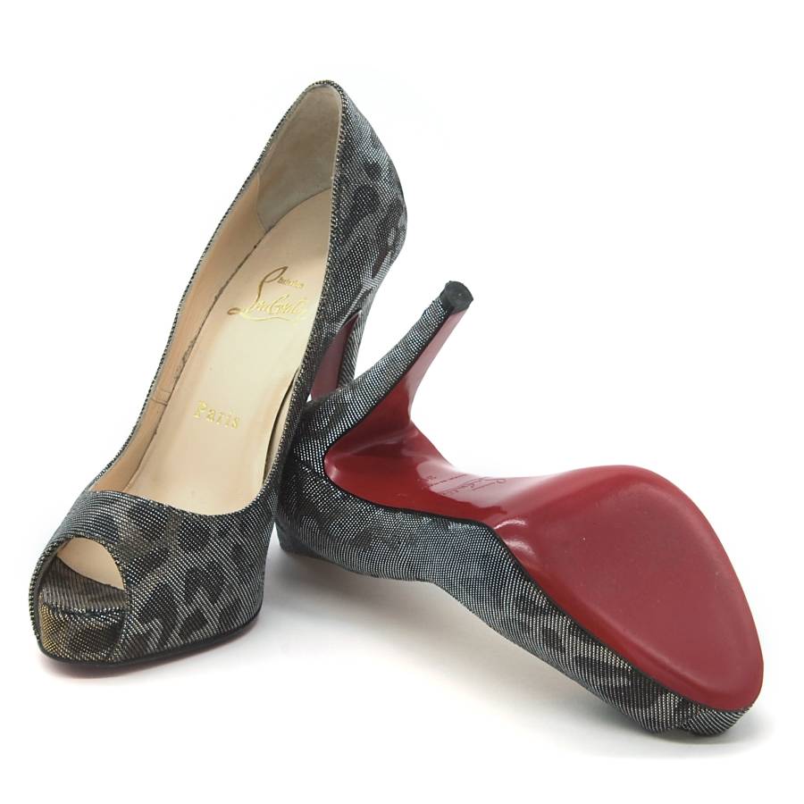 Gold leopard print heels
