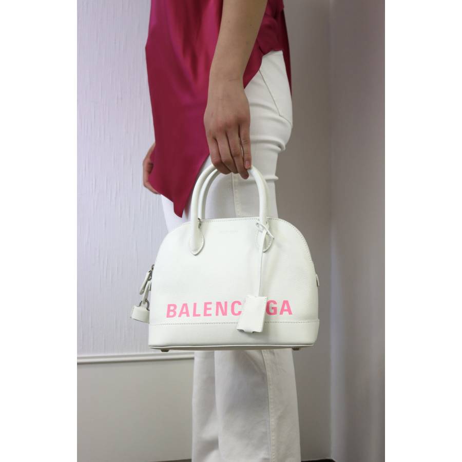 White and pink leather city bag
