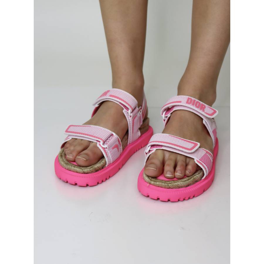 Dioract pink sandals