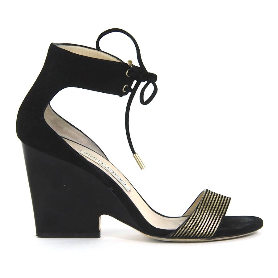 Black suede sandals with heels