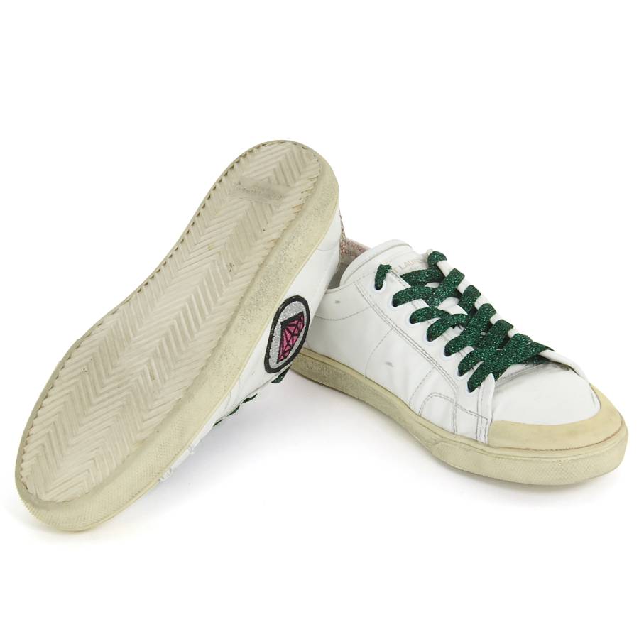 Weiße Sneakers aus Leder im Used-Look