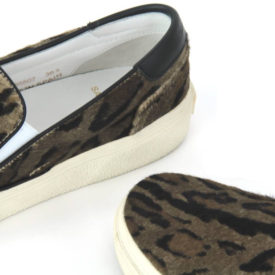 Slip On-Sneakers aus Kalbsleder mit Leopardenmuster