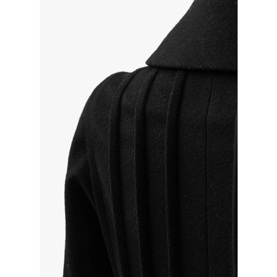 Long black coat in cashmere and wool