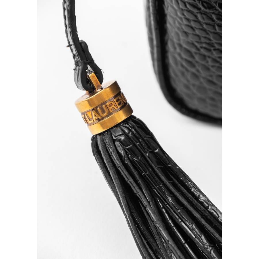 Tasche Lou Camera aus schwarzem Leder mit Krokodilseffekt