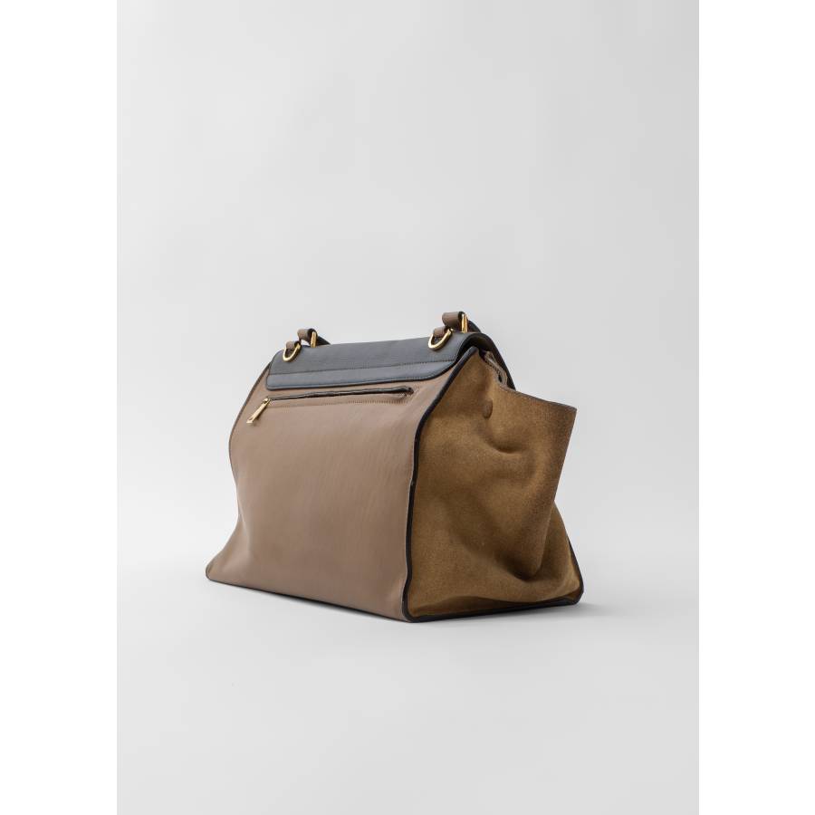 Trapeze bag in leather and suede, black, beige and khaki