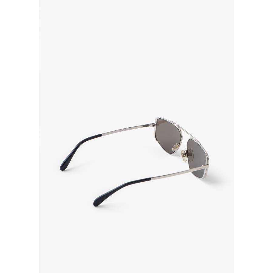 Mirror-effect silver sunglasses