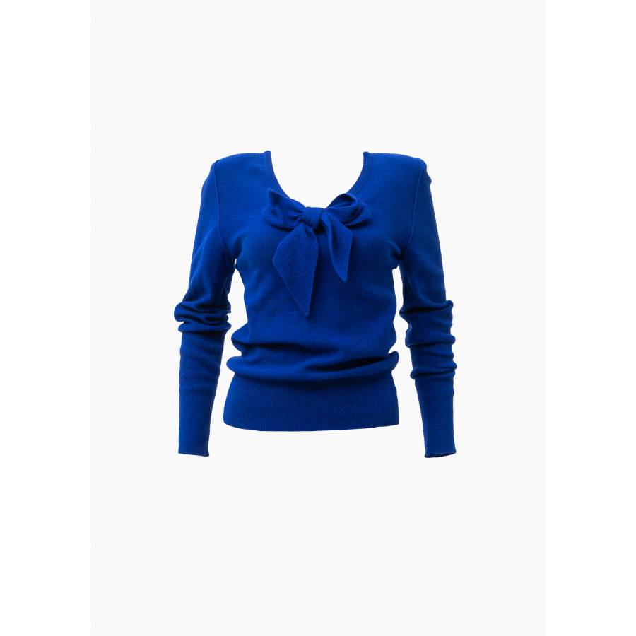 Blauer Pullover mit Schulterpolstern und Fliege