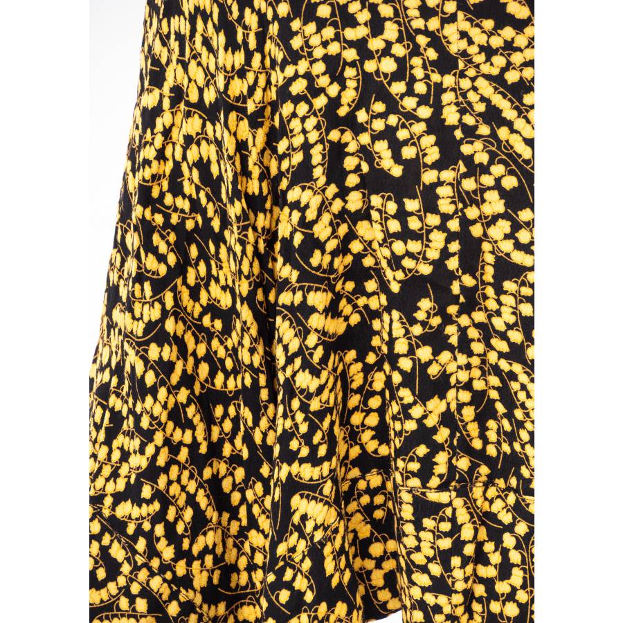 Jupe noire imprimé fleurs jaunes