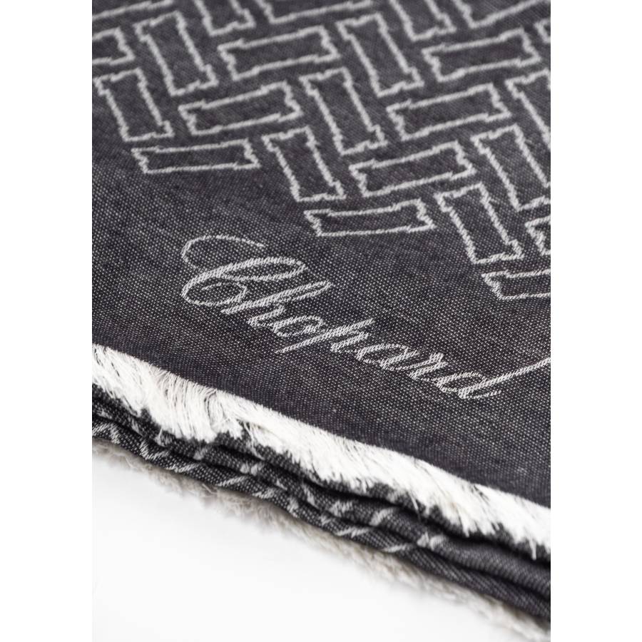 Grey wool, cashmere and silk scarf