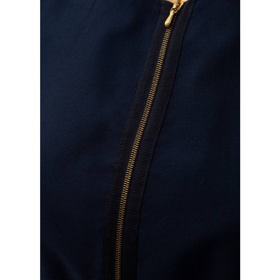 Kleid aus Polyester, Baumwolle und Seide in Marineblau und Schwarz
