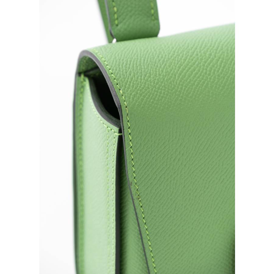 Della cricket green leather bag