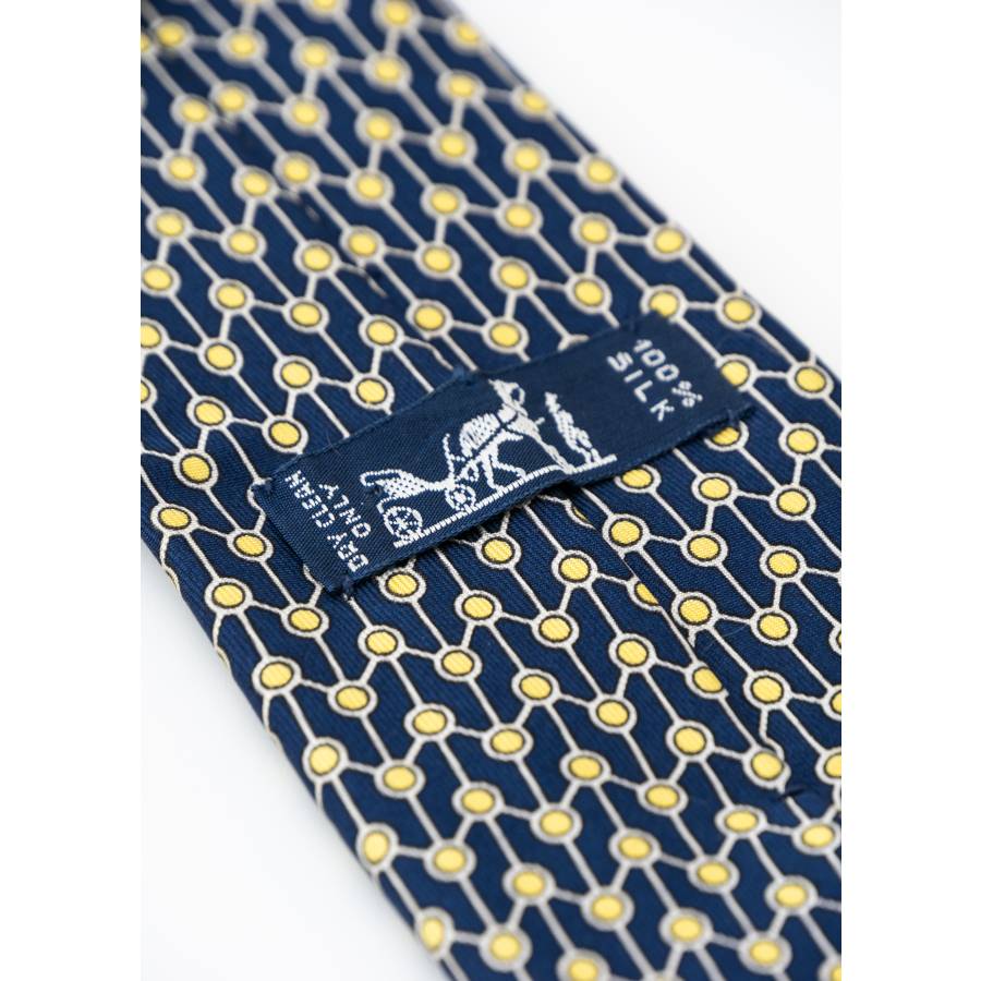 Cravate en soie bleu marine et jaune