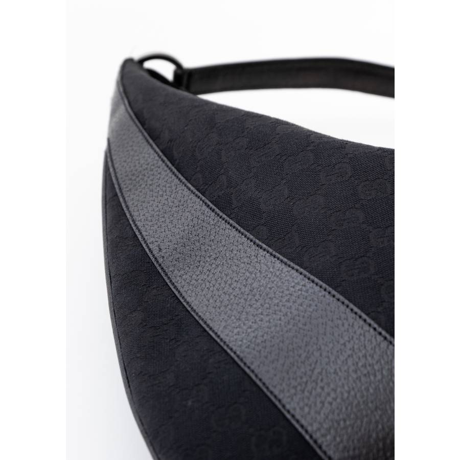 Schwarze Tasche aus GG Canvas und Leder