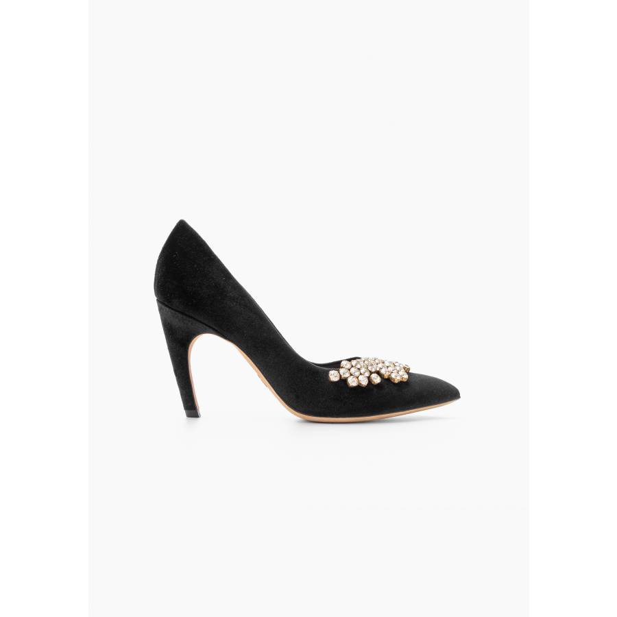 Black velvet pumps