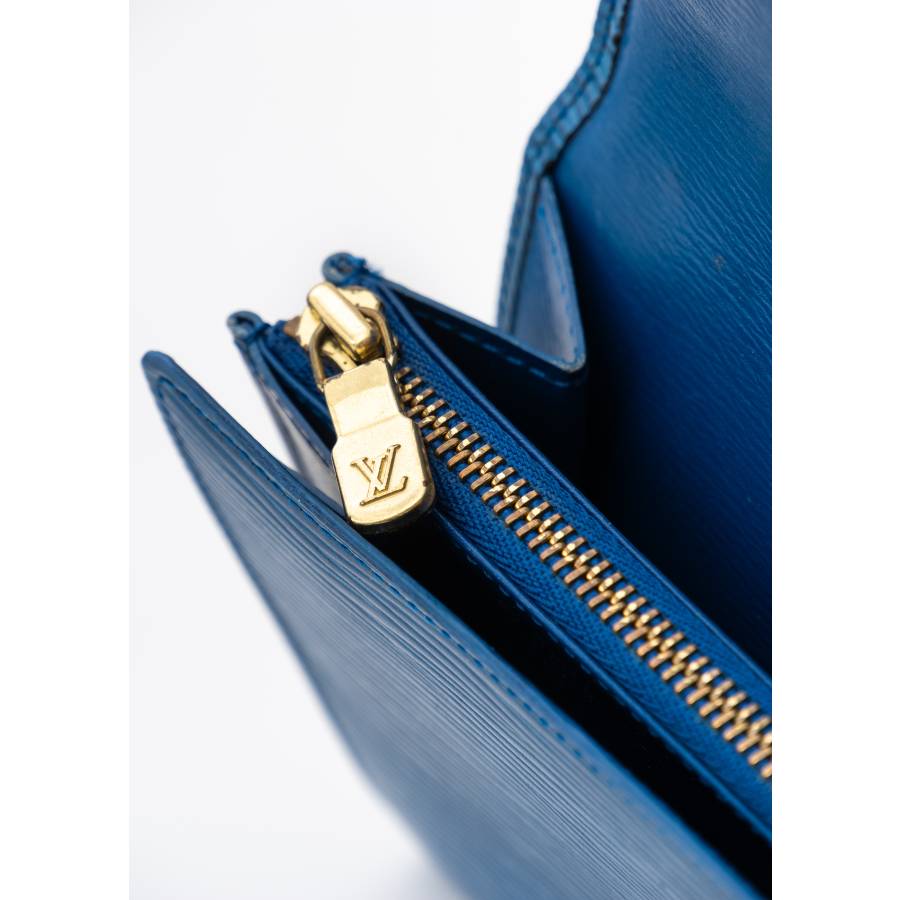 Blue herringbone leather purse